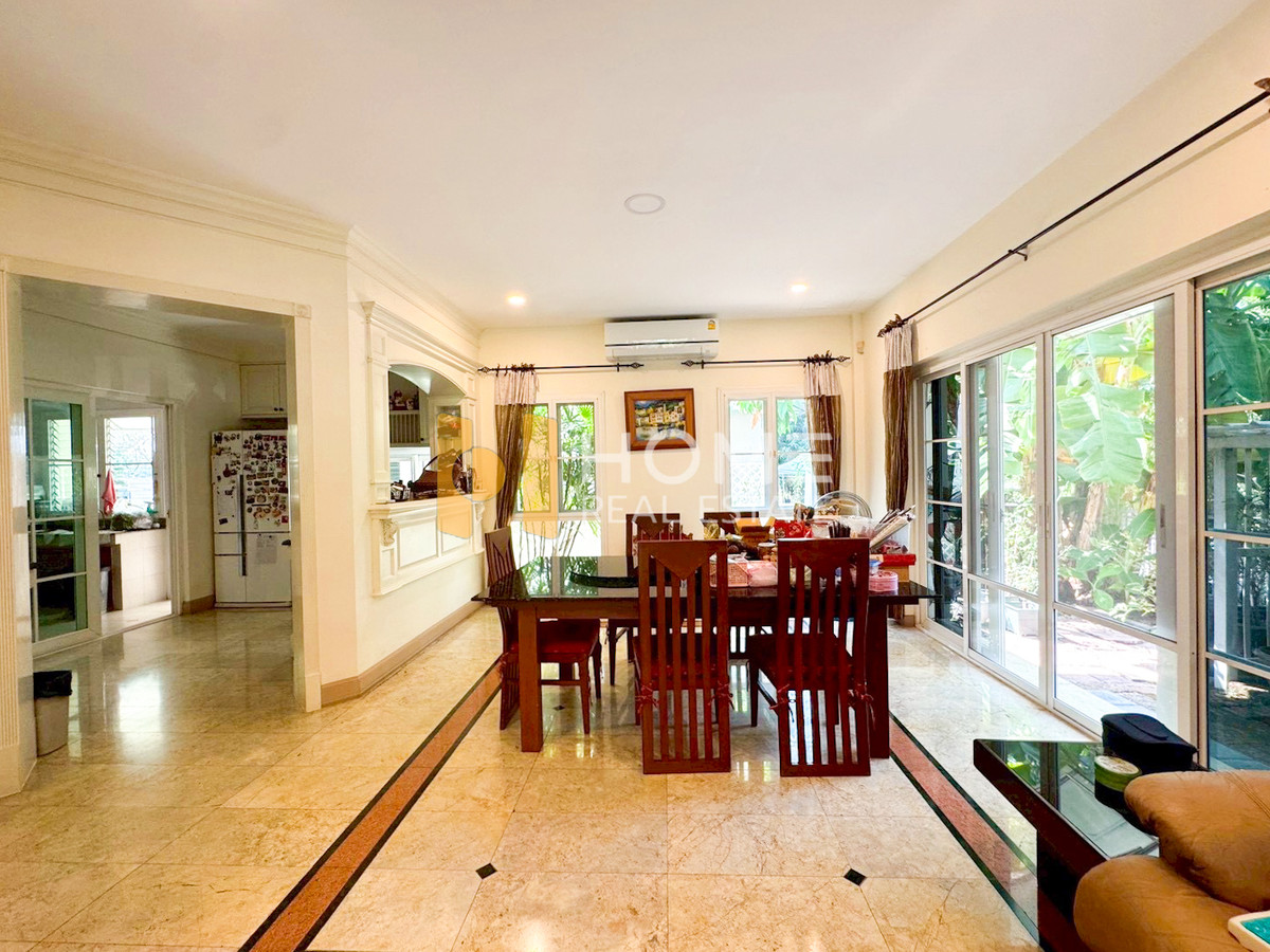 ขายบ้านพัฒนาการ ศรีนครินทร์ : บ้านนันทวัน สวนหลวง ร.9  / 4 ห้องนอน (ขาย), Nantawan Suanluang Rama 9 / 4 Bedrooms (FOR SALE) FONT049