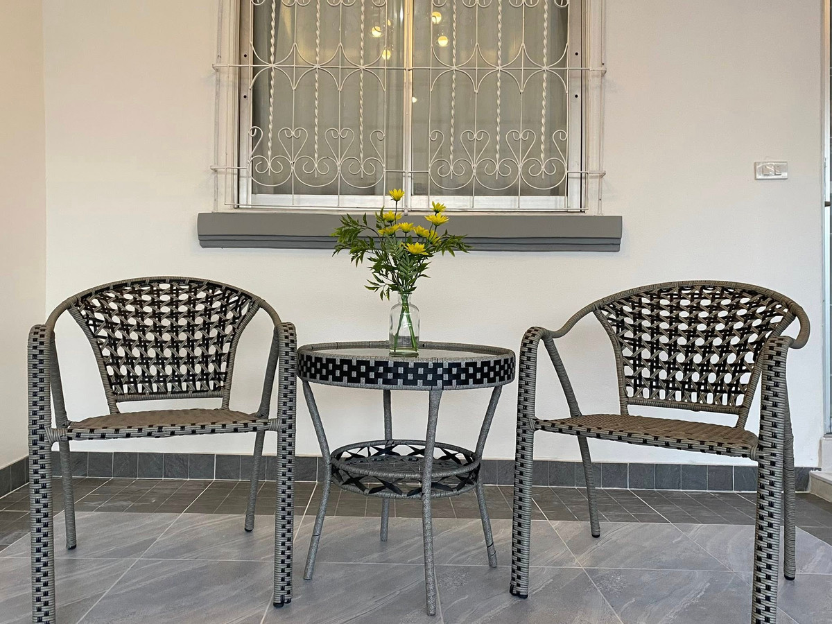 For SaleTownhomePattaya, Bangsaen, Chonburi : Rattanakorn Village 1-2 / 2 Bedrooms (FOR SALE) BEWN100