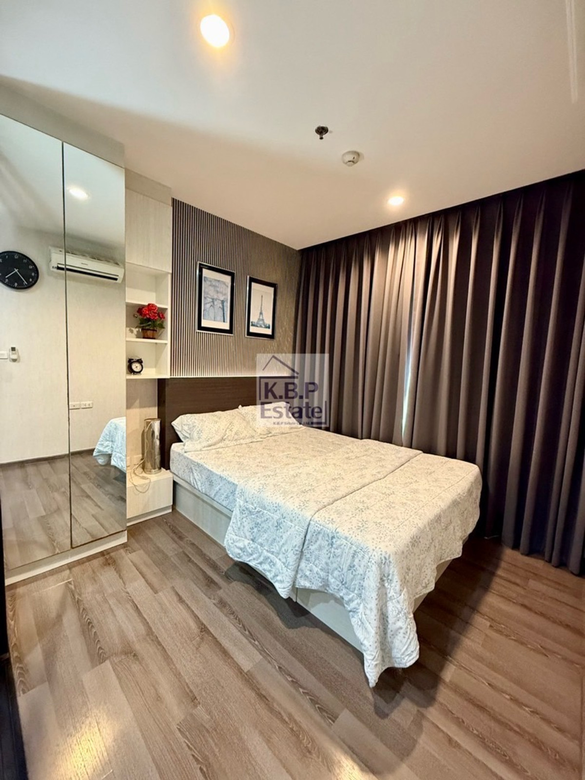 For SaleCondoOnnut, Udomsuk : Urgent, The Base Park West, the room is very beautifully decorated, ready to move in.