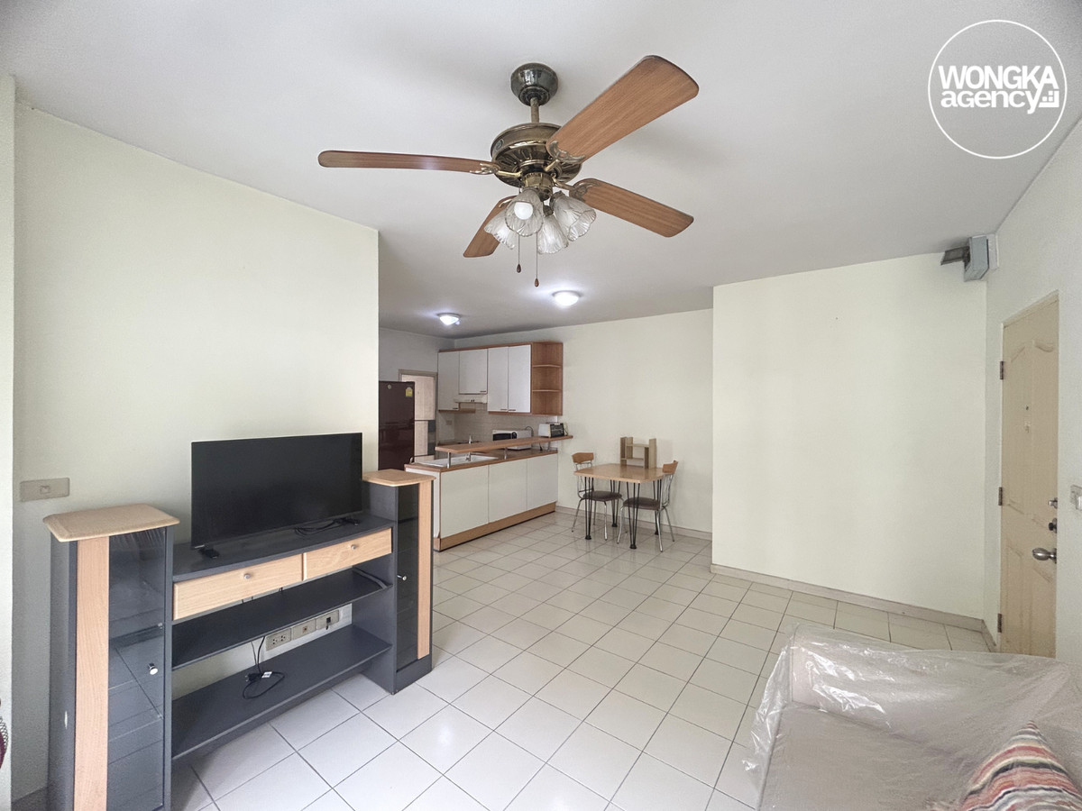 For SaleCondoBangna, Bearing, Lasalle : Condo for Sale, Baan Suan La Salle, 2 bedroom condo, near MRT Sri Lasalle, 350 m., with furniture.