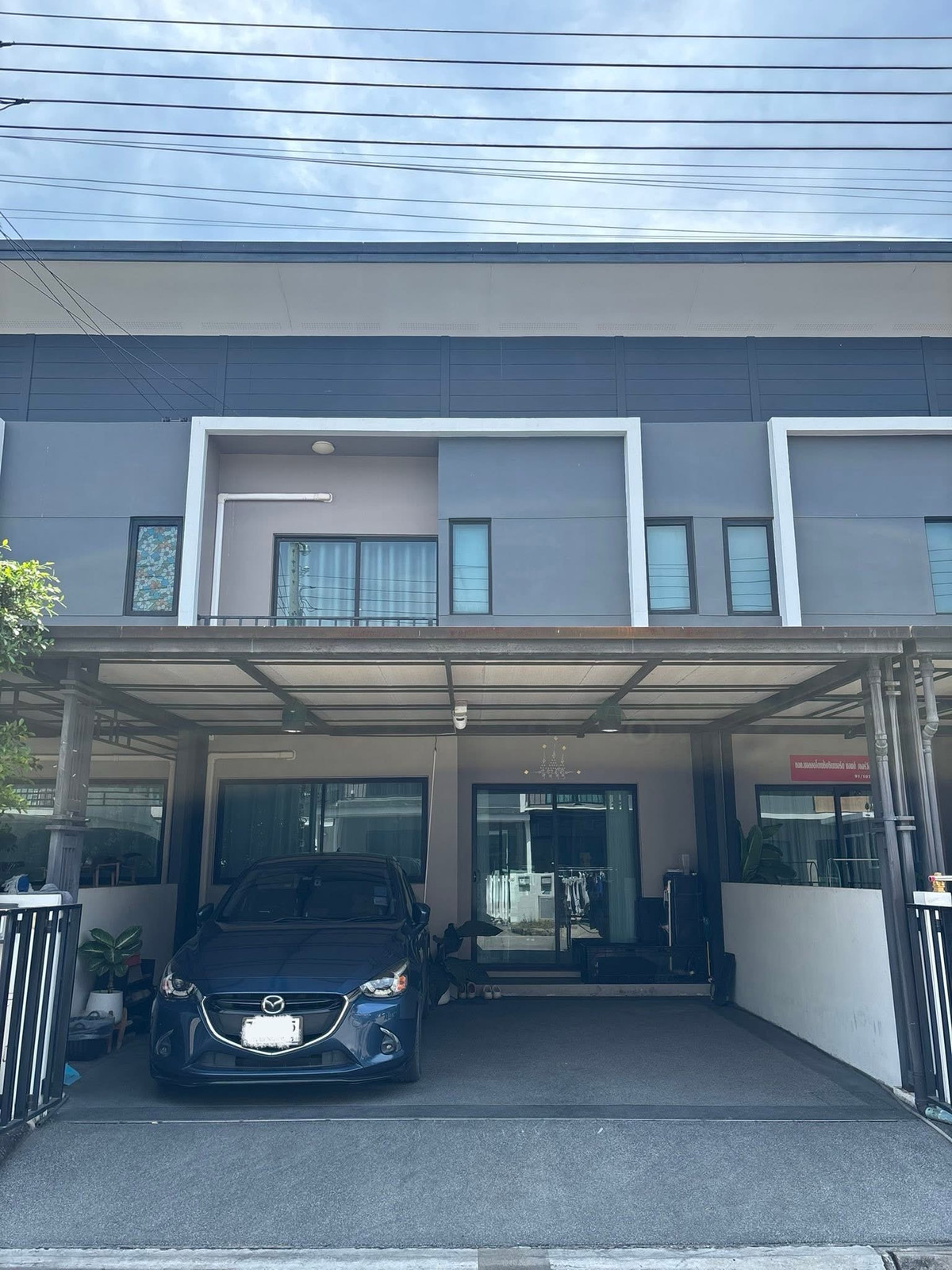 ให้เช่าทาวน์โฮมสมุทรปราการ สำโรง : ให้เช่าทาวน์โฮม เดอะคัลเลอร์ส บางนา-วงแหวน 3 ใกล้เมกาบางนา เพียง 10 นาที 