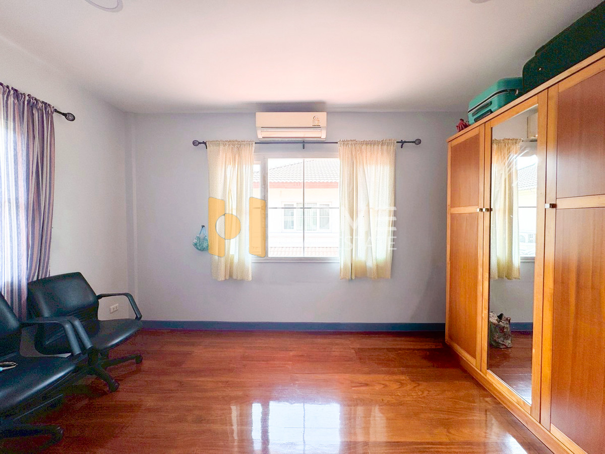 ขายบ้านพัฒนาการ ศรีนครินทร์ : บ้านนันทวัน สวนหลวง ร.9  / 4 ห้องนอน (ขาย), Nantawan Suanluang Rama 9 / 4 Bedrooms (FOR SALE) FONT049