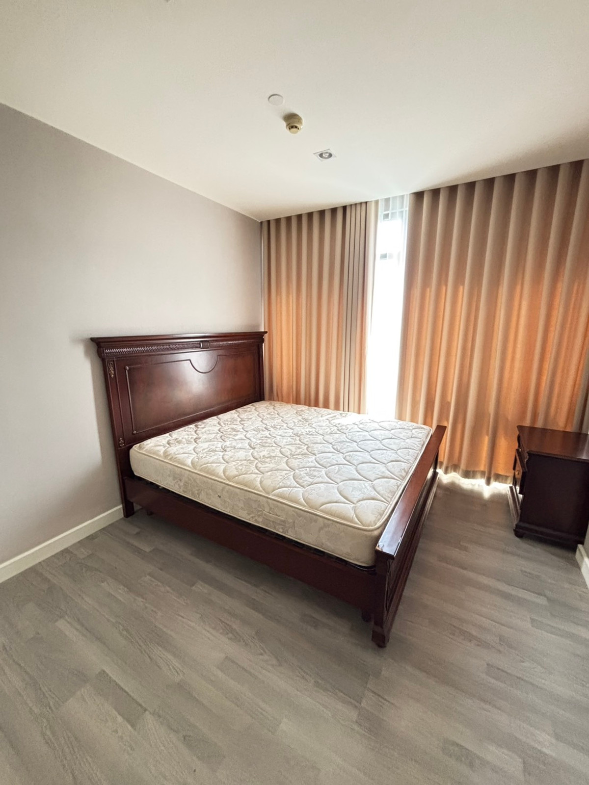 For RentCondoSiam Paragon ,Chulalongkorn,Samyan : For Rent The Room Rama 4 | Fully furnished + Electrical appliances | Near Chulalongkorn University