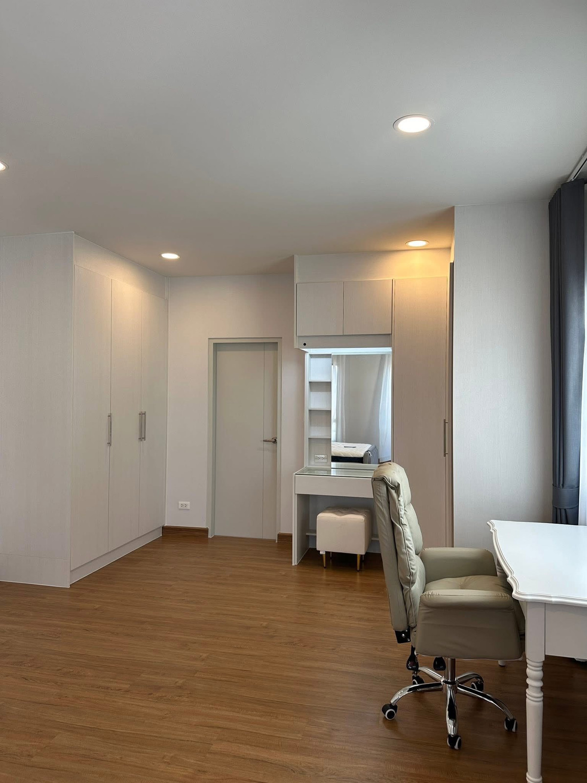 For RentHouseBangna, Bearing, Lasalle : Centro Bangna Phase 2 / 4 Bedrooms (For Rent), Centro Bangna Phase 2 / 4 Bedrooms (FOR RENT) YOK081