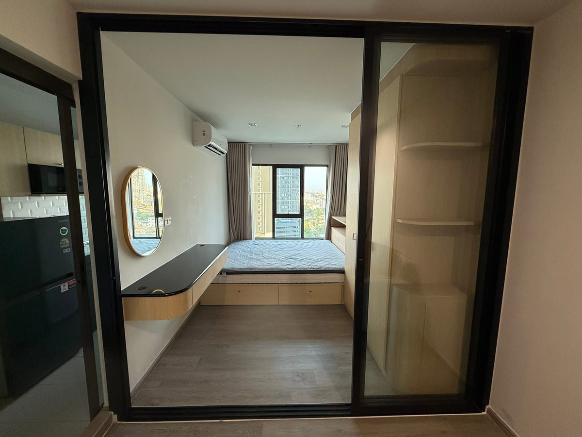 For RentCondoThaphra, Talat Phlu, Wutthakat : Price adjusted down 🔥10k only! Condo for rent near BTS Wutthakat | Regent Home Wutthakat, good location, convenient travel in and out of the city, near The Mall Tha Phra.