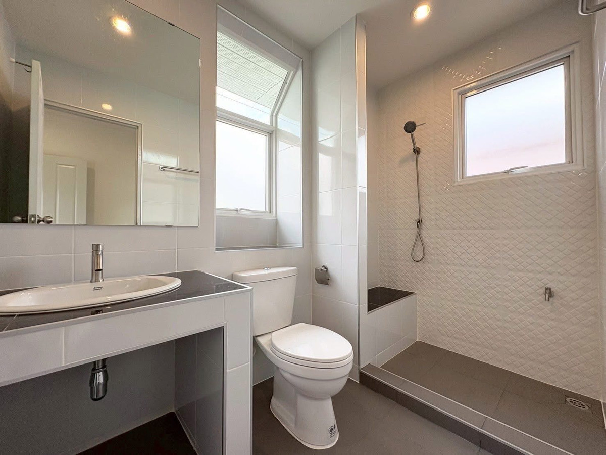 ขายบ้านพระราม 5 ราชพฤกษ์ บางกรวย : มัณฑนา ปิ่นเกล้า - พระราม 5 / 3 ห้องนอน (ขาย), Mantana Pinklao - Rama 5 / 3 Bedrooms (FOR SALE) AOM070