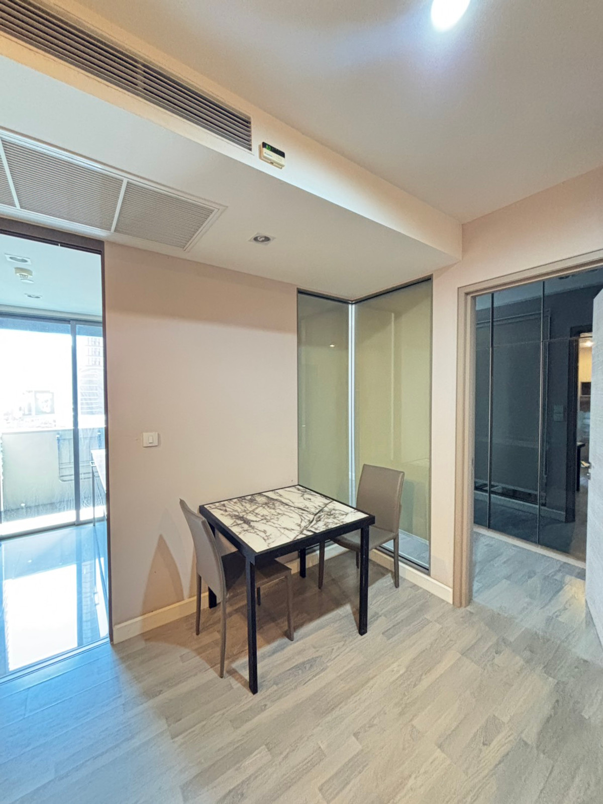 For RentCondoSiam Paragon ,Chulalongkorn,Samyan : For Rent The Room Rama 4 | Fully furnished + Electrical appliances | Near Chulalongkorn University