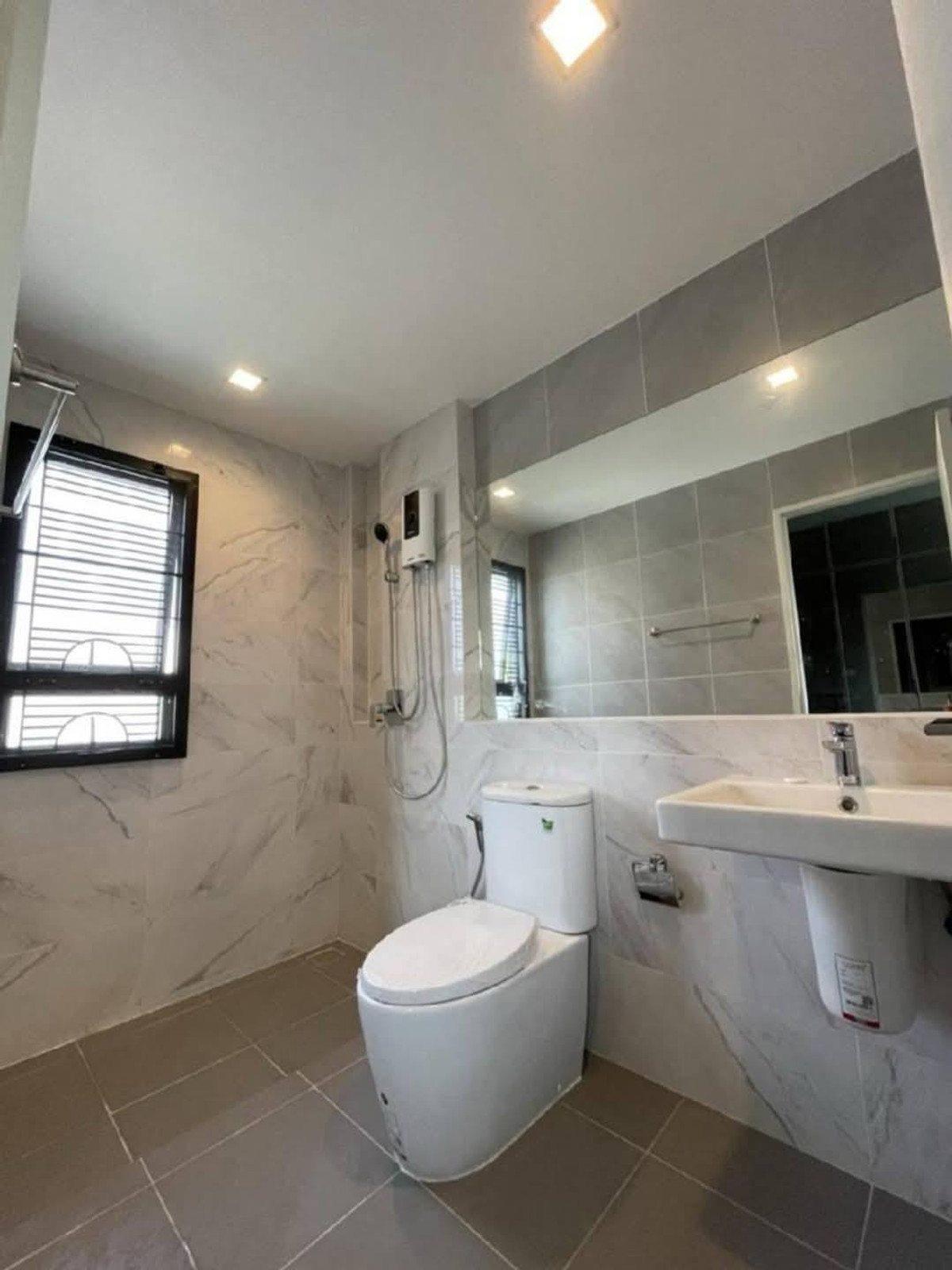 ขายบ้านนนทบุรี บางใหญ่ บางบัวทอง : เวนิว โฟลว์ พระราม 5 / 4 ห้องนอน (ขาย), Venue Flow Rama 5 / 4 Bedrooms (FOR SALE) AOM071