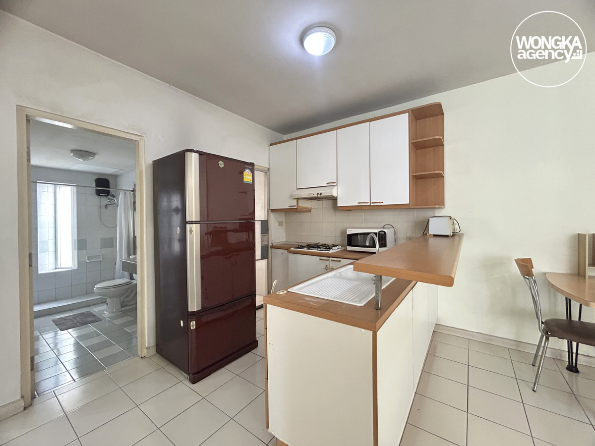 For SaleCondoBangna, Bearing, Lasalle : Condo for Sale, Baan Suan La Salle, 2 bedroom condo, near MRT Sri Lasalle, 350 m., with furniture.