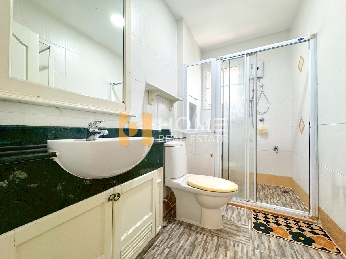 ขายบ้านพัฒนาการ ศรีนครินทร์ : บ้านนันทวัน สวนหลวง ร.9  / 4 ห้องนอน (ขาย), Nantawan Suanluang Rama 9 / 4 Bedrooms (FOR SALE) FONT049