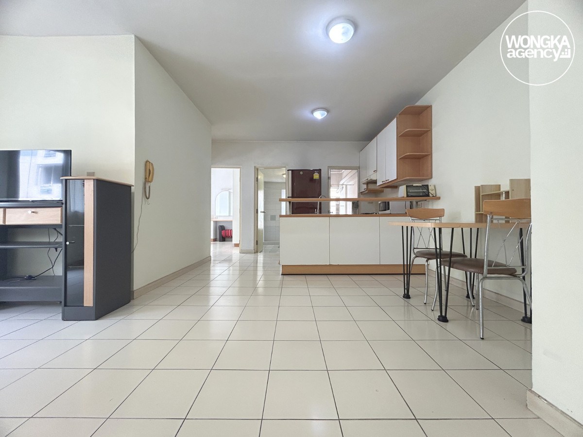 For SaleCondoBangna, Bearing, Lasalle : Condo for Sale, Baan Suan La Salle, 2 bedroom condo, near MRT Sri Lasalle, 350 m., with furniture.