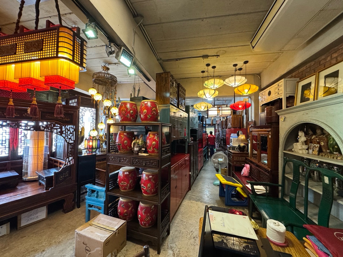 ให้เช่าอาคารพาณิชย์เลียบทางด่วนรามอินทรา : 📌อาคารพาณิชย์ให้เช่า เหมาะสำหรับ คาเฟ่, พีราทิส, ร้านทำผม ,Workshop ,Showroom ขายสินค้า ทำเลเอกมัย - เลียบด่วน
