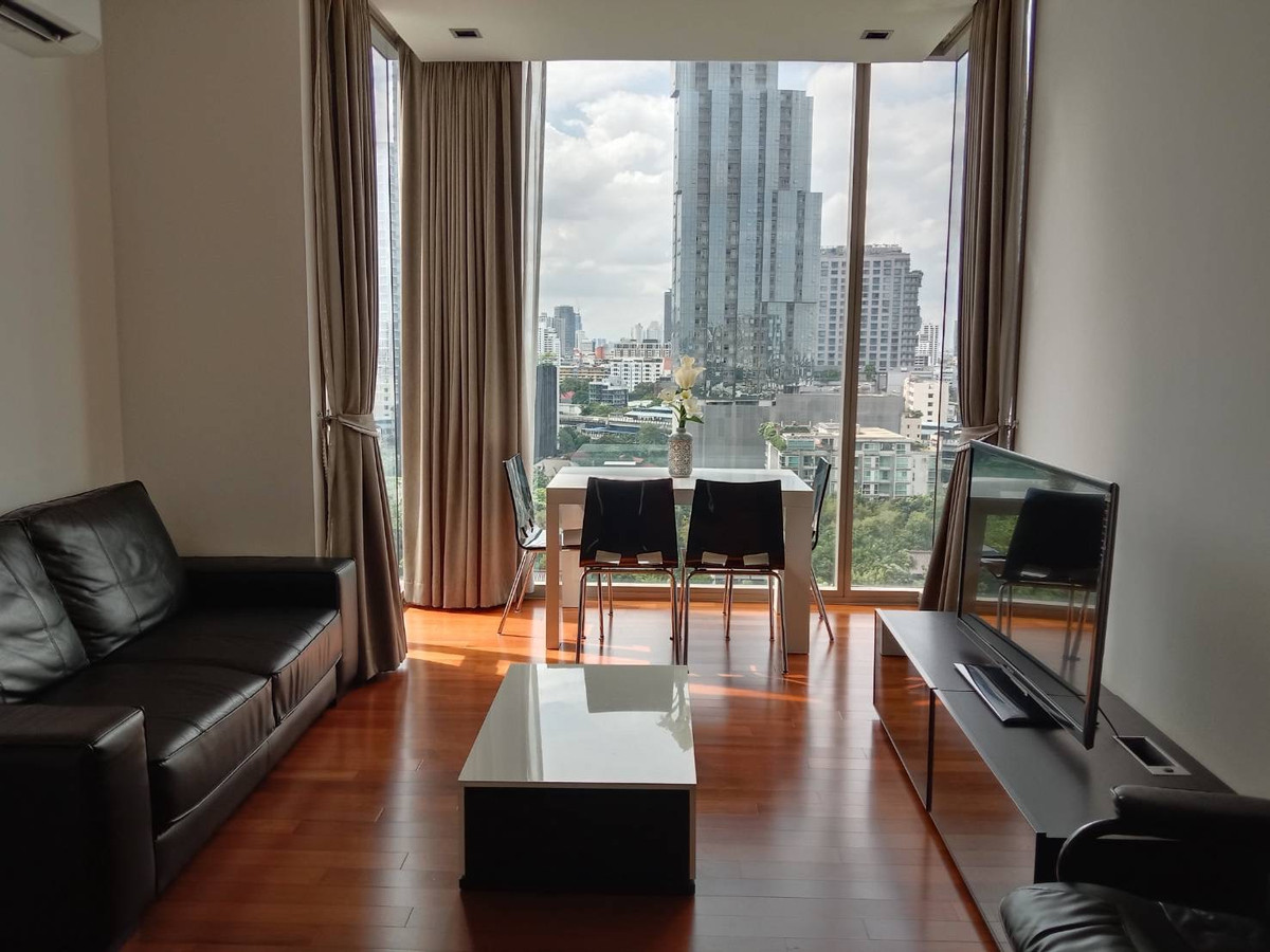 For RentCondoSukhumvit, Asoke, Thonglor : For rent, Ashton Morph 38, near BTS Thong lor, price 50,000 baht.