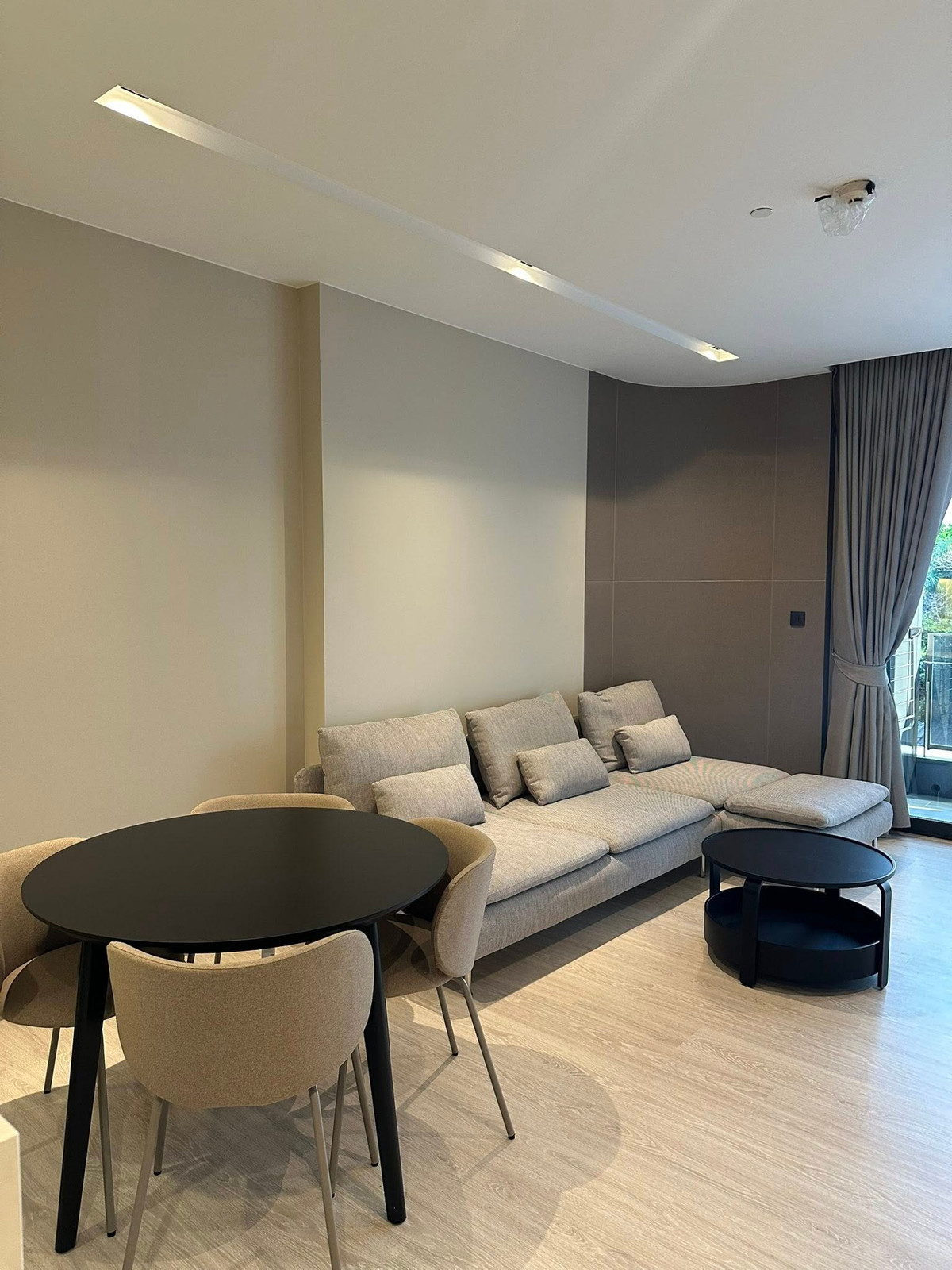 For RentCondoSukhumvit, Asoke, Thonglor : For rent 2 bedroom newly unit close to bts thonglor 