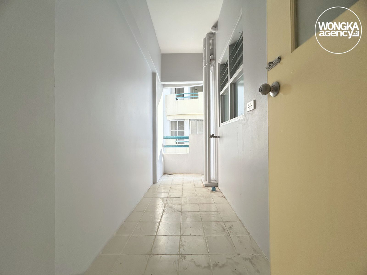 For SaleCondoBangna, Bearing, Lasalle : FOR SALE – Ban Suan La Salle Condominium 400 m. to MRT Si La Salle