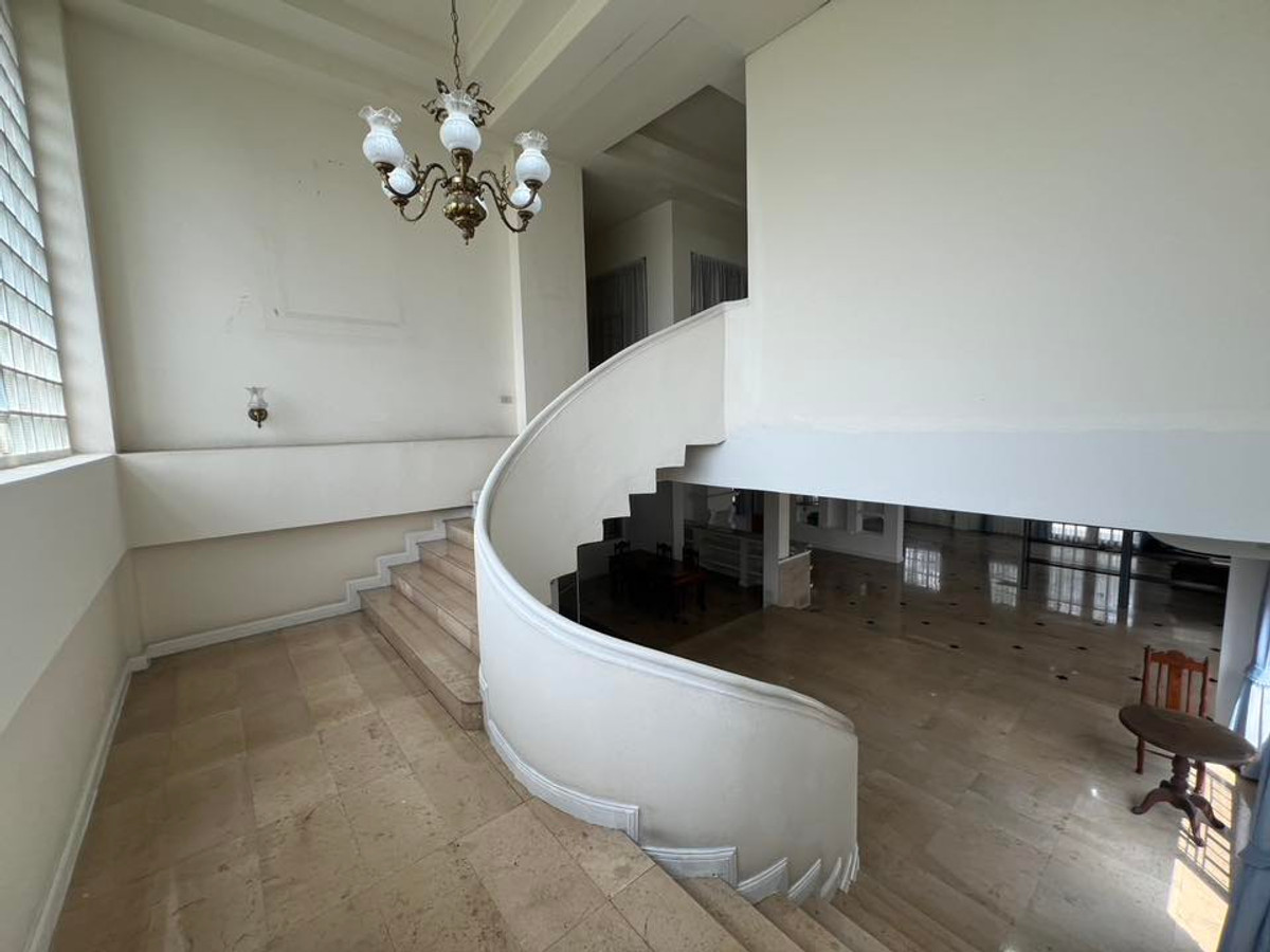 ให้เช่าบ้านเลียบทางด่วนรามอินทรา : ให้เช่า!! คฤหาสน์หรู 5 ห้องนอน 650 ตร.ม. ติดถนนรามอินทรา & รถไฟฟ้าสายสีชมพู | หมู่บ้านแมกไม้ รามอินทรา 103/3