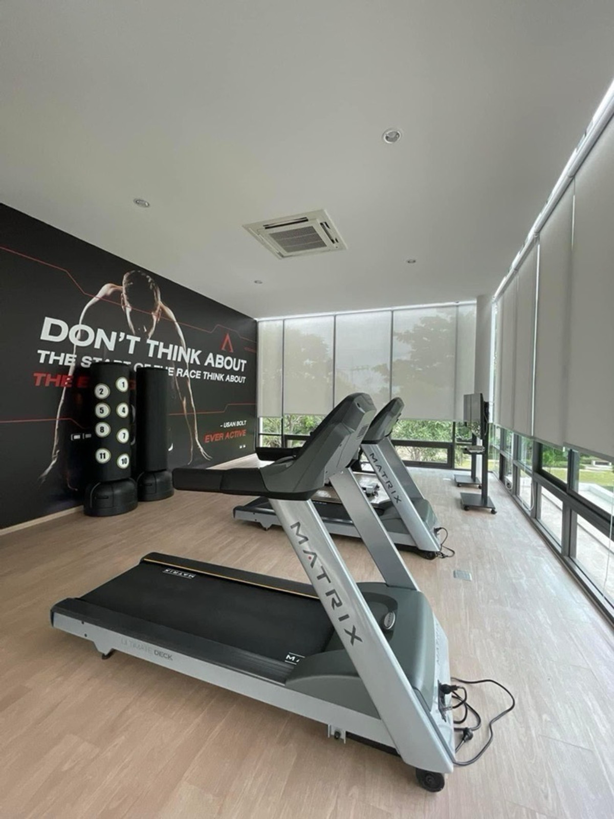 ให้เช่าทาวน์โฮมลาดกระบัง สุวรรณภูมิ : ให้เช่า| For rent Townhome 3 ชั้น 📍 𝐏𝐥𝐞𝐱 𝐎𝐧𝐧𝐮𝐭-𝐖𝐨𝐧𝐠𝐰𝐚𝐞𝐧 ใกล้เมกาบางนา เดินทางไปสุวรรณภูมิเพียง 10 นาที หน้าหมู่บ้านมี Community Mall 🏡🌲 