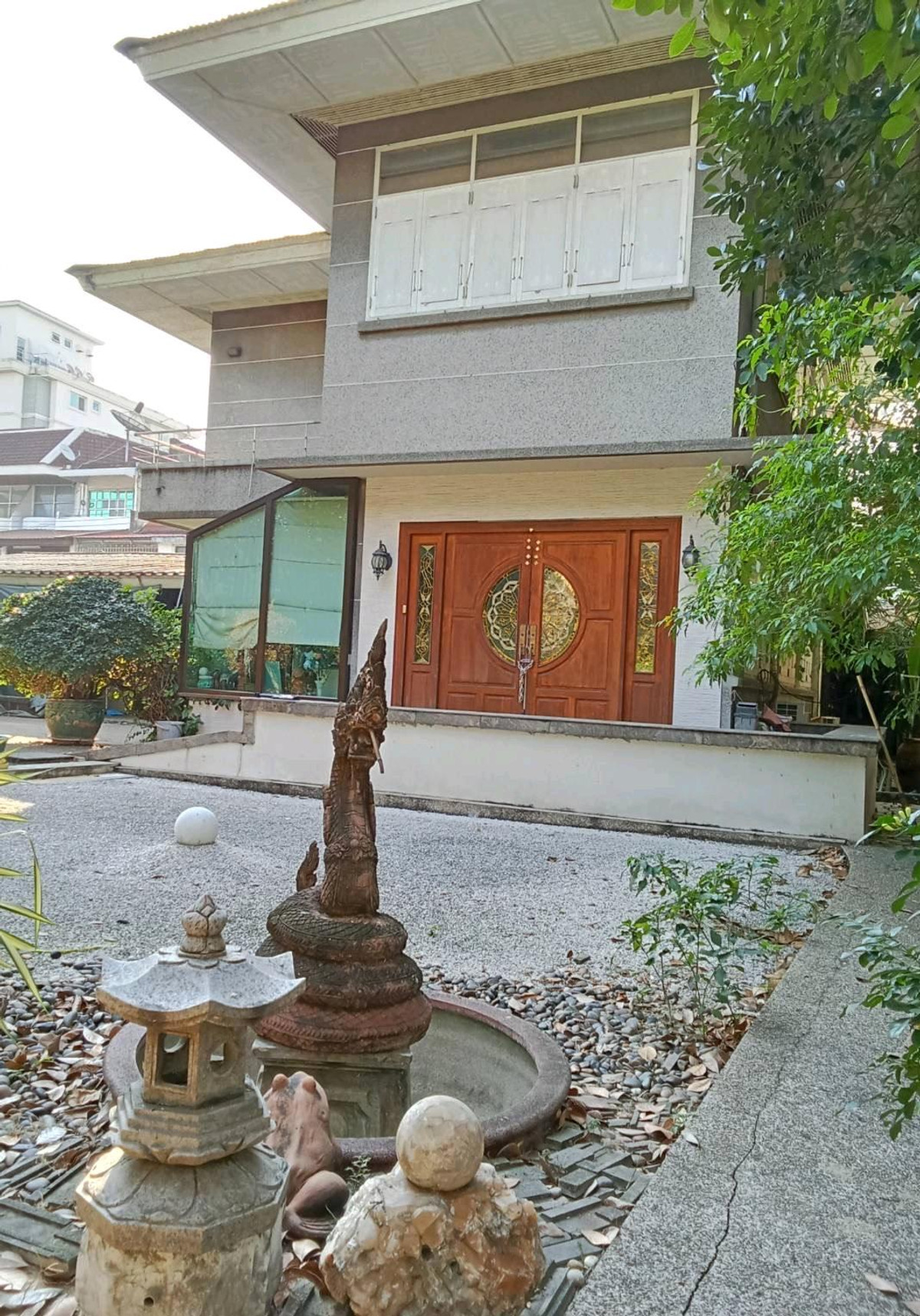 ให้เช่าบ้านพระราม 3 สาธุประดิษฐ์ : ให้เช่าบ้านเดี่ยวขนาดใหญ่ 2 ชั้น ทำเลใจกลางเมือง ย่านพระราม 3 ใกล้ถนนนราธิวาส
และ ถนนรัชดาภิเษก เพียง 100 เมตร 