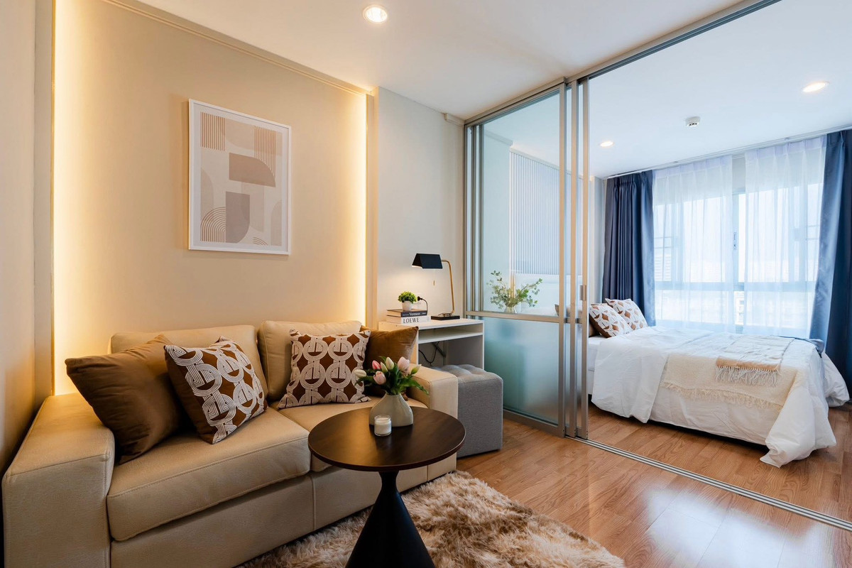 For SaleCondoPattanakan, Srinakarin : ME2500789 Best price in the project! Corner room Lumpini Ville Pattanakarn - New Phetchaburi Road.