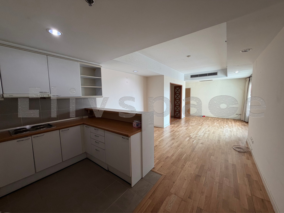 ขายคอนโดสาทร นราธิวาส : ▚ LG186ツ ขาย: Baan Nonsi 2BR 70ตรม. 4.5M🏙️✨ ราคาดีที่สุด! จ่ายเท่า 1 นอนแต่ได้ถึง 2 นอน ถูกกว่าตลาดมาก ทำเลดี Partly Furnished นัดชมได้เลย!