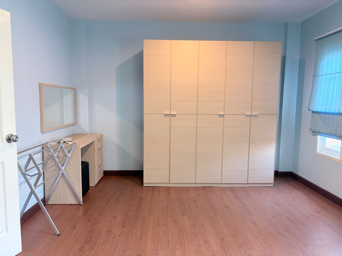 For RentTownhomeThaphra, Talat Phlu, Wutthakat : ⚡ For rent, 3-story townhome, Urban Sathorn, near MRT, size 37.60 sq m. ⚡