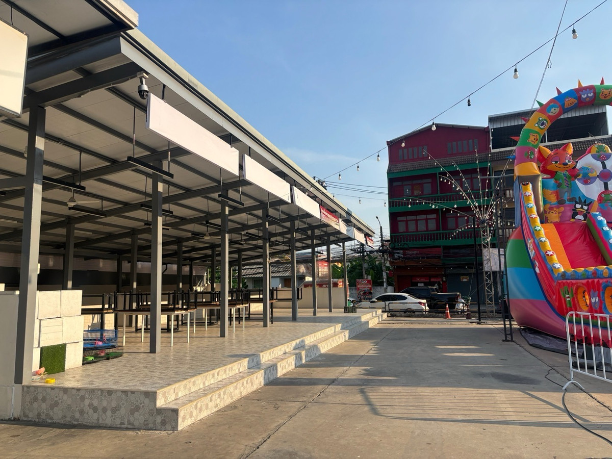 For RentRetail SpaceOnnut, Udomsuk : 🍜✨ Food selling space for rent. in the mall area In the heart of On Nut ✨🍜9000 baht/month, 1 year contract