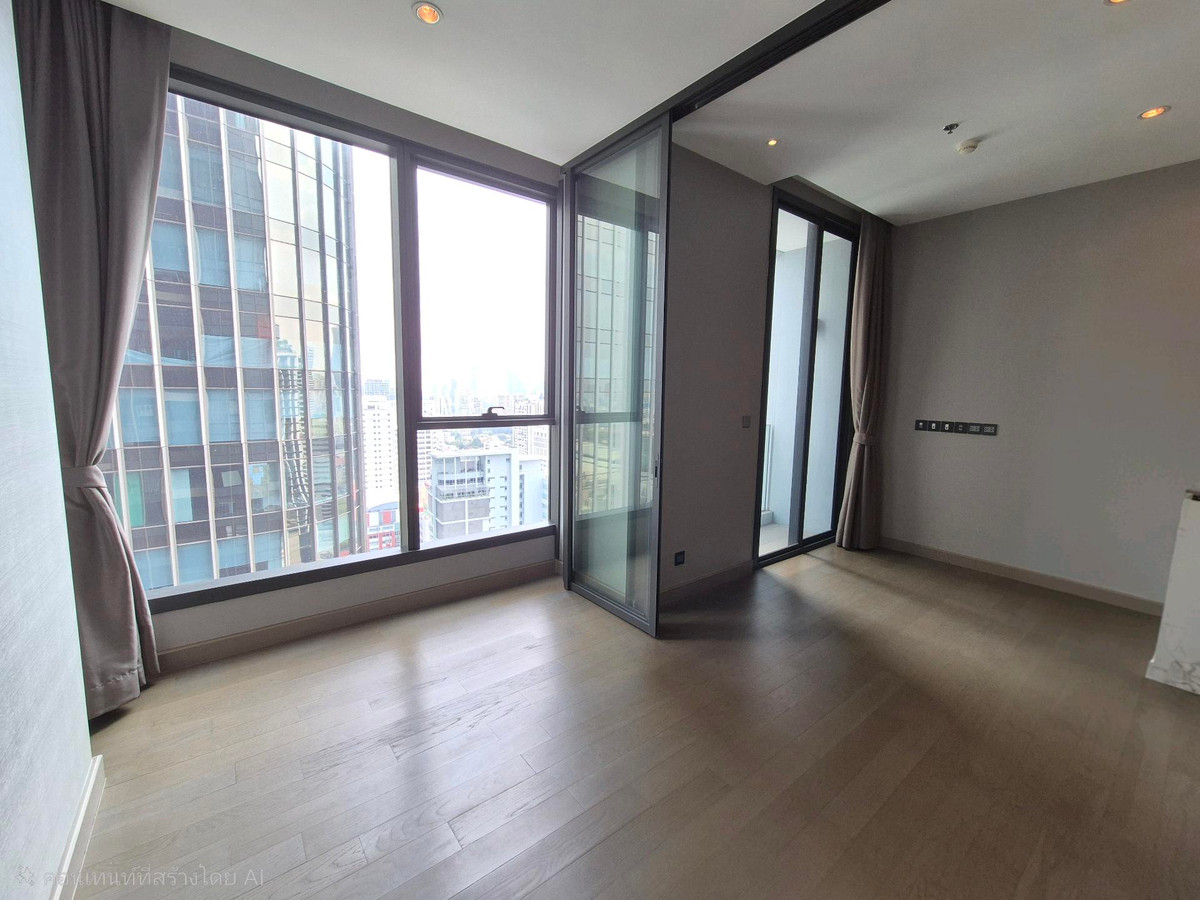 ขายคอนโดพระราม 9 เพชรบุรีตัดใหม่ RCA : ( ห้องอยู่ชั้นสูง!! )​ 1 Bedroom 1 Bathroom 35 ตร.ม. THE ESSE at SINGHA COMPLEX ติดแยกอโศก-เพชรบุรี และ MRT เพชรบุรี 0 เมตร