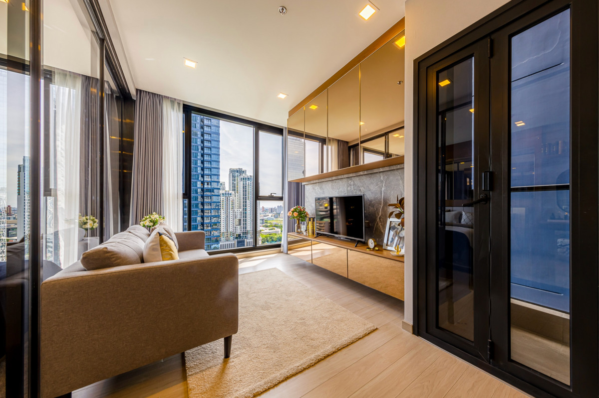 For SaleCondoRama9, Petchburi, RCA : 🔥 ขายด่วน 🔥  ถูกสุด ห้องสวย กว้าง  ขายหลายห้อง   ห้องมุม Call : 0619824959 Line ID :  elegant.289