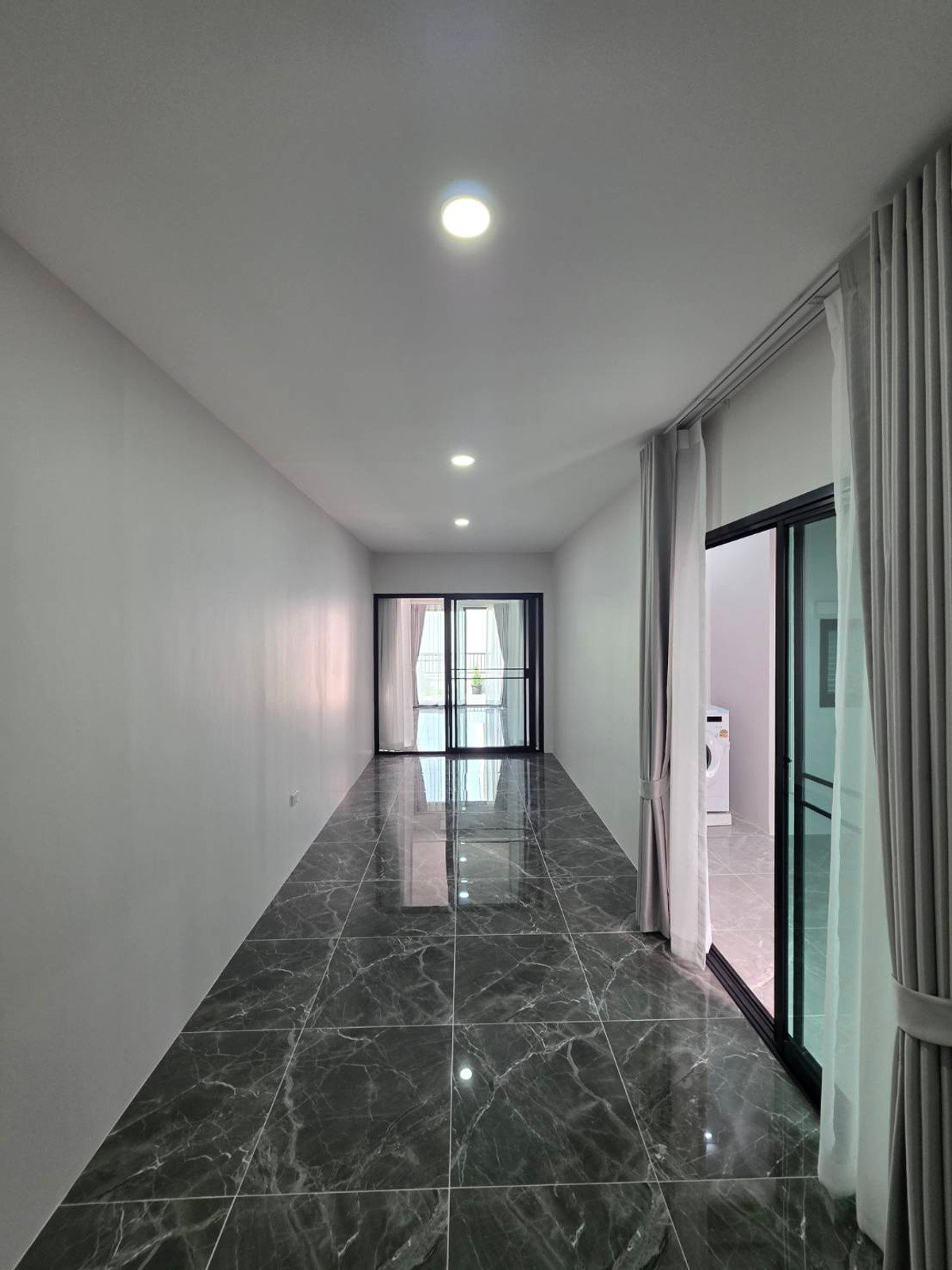 ให้เช่าทาวน์โฮมเกษตรศาสตร์ รัชโยธิน : ให้เช่าทาวน์โฮม บ้านกลางเมือง พหลฯ - รามอินทรา ใกล้ แม็คโคร เทพรักษ์ เพียง 3 นาที