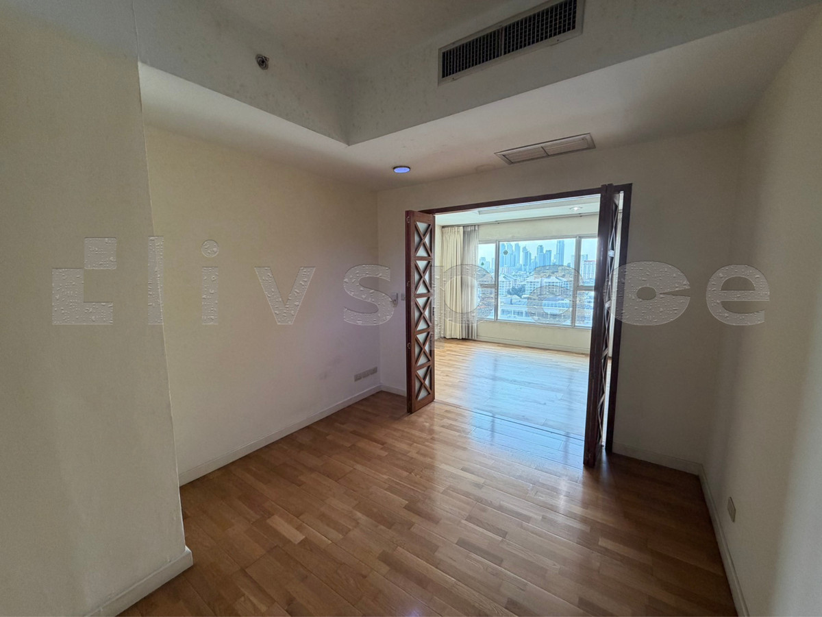 ขายคอนโดสาทร นราธิวาส : ▚ LG186ツ ขาย: Baan Nonsi 2BR 70ตรม. 4.5M🏙️✨ ราคาดีที่สุด! จ่ายเท่า 1 นอนแต่ได้ถึง 2 นอน ถูกกว่าตลาดมาก ทำเลดี Partly Furnished นัดชมได้เลย!