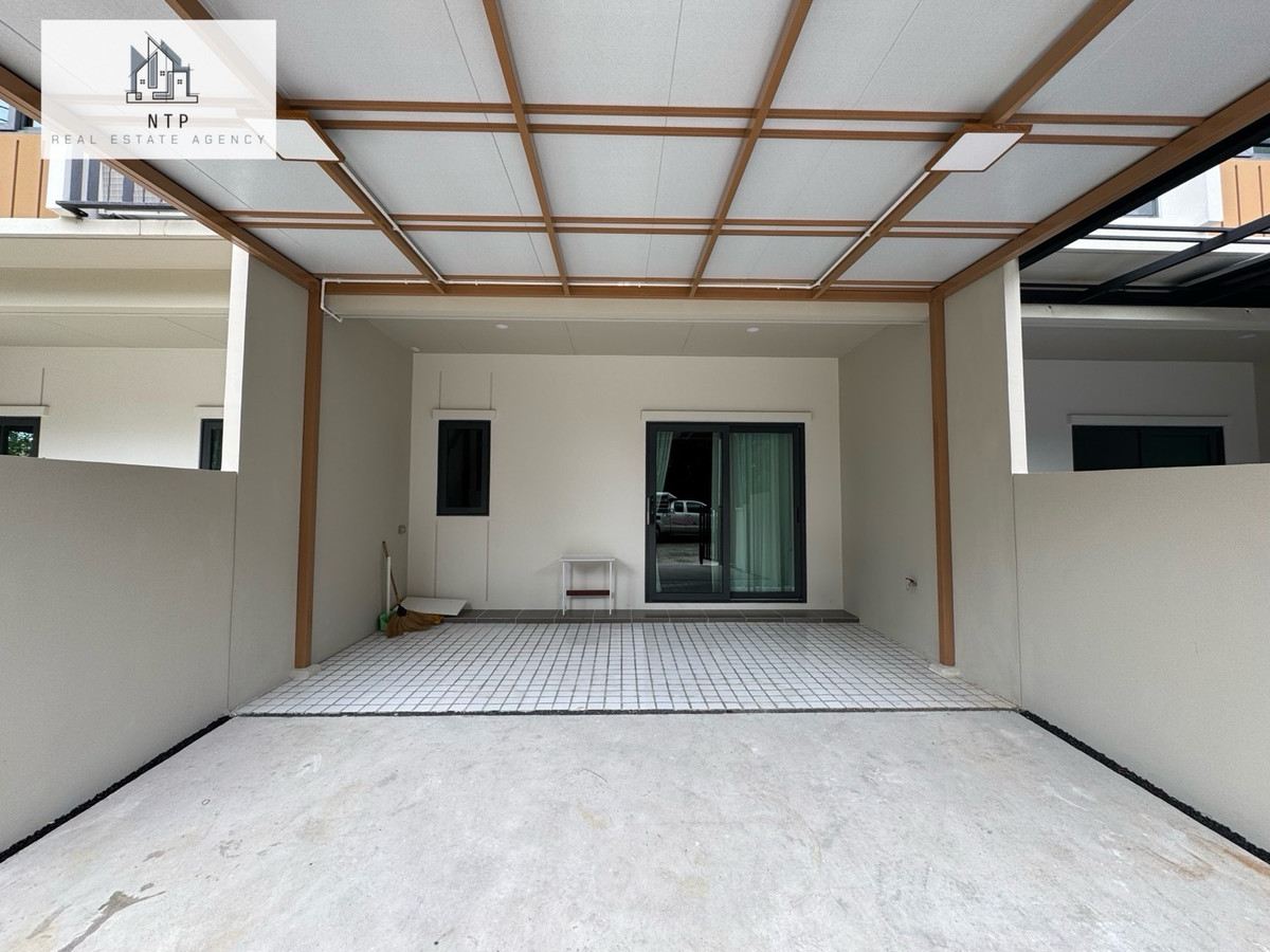 ให้เช่าทาวน์โฮมลาดกระบัง สุวรรณภูมิ : ให้เช่า| For rent Townhome 3 ชั้น 📍 𝐏𝐥𝐞𝐱 𝐎𝐧𝐧𝐮𝐭-𝐖𝐨𝐧𝐠𝐰𝐚𝐞𝐧 ใกล้เมกาบางนา เดินทางไปสุวรรณภูมิเพียง 10 นาที หน้าหมู่บ้านมี Community Mall 🏡🌲 