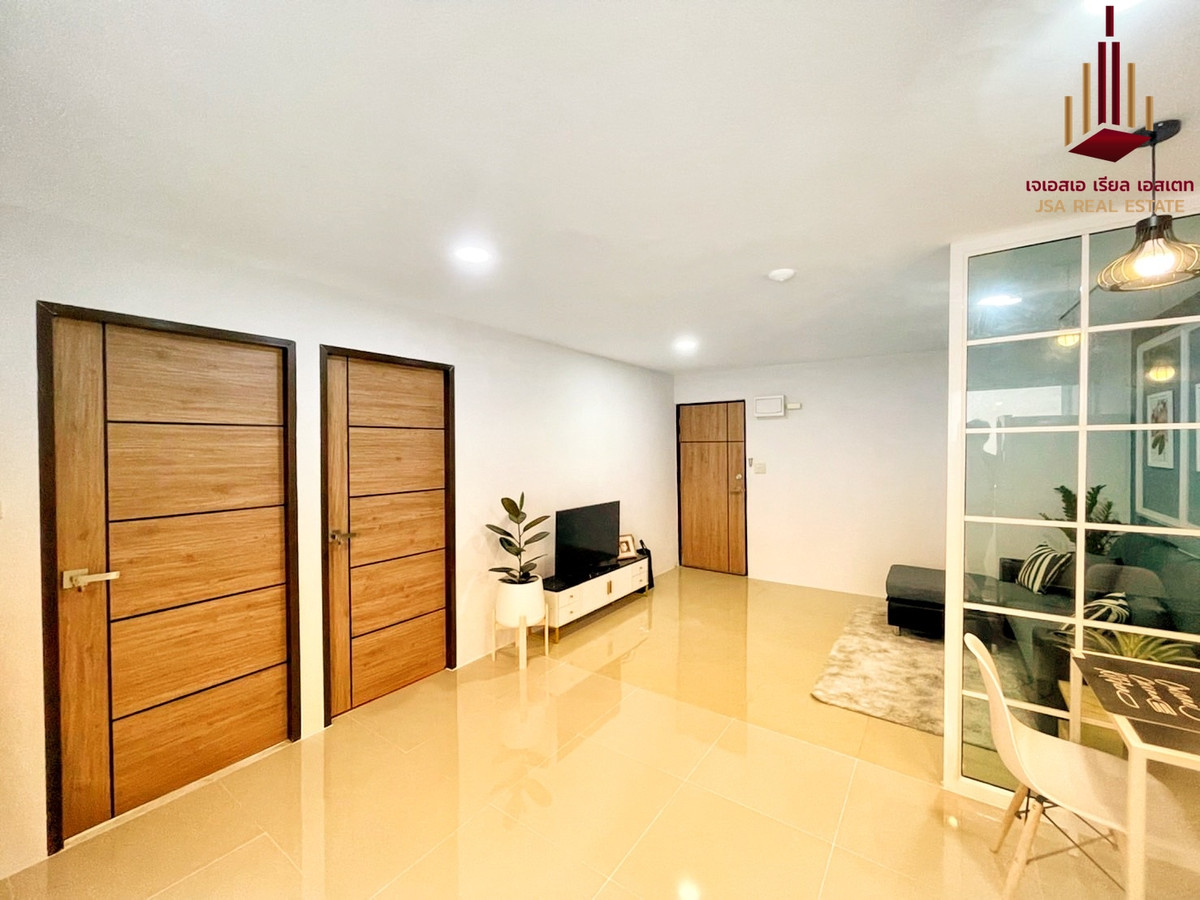 ให้เช่าคอนโดสะพานควาย จตุจักร : ✨ For  Rent: Royal Tower 3  Condo ✨  💰 Only 14,000 THB/month