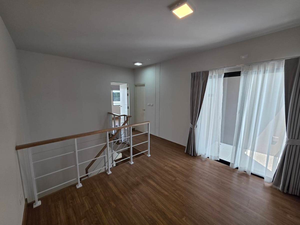 ให้เช่าทาวน์โฮมเกษตรศาสตร์ รัชโยธิน : ให้เช่าทาวน์โฮม บ้านกลางเมือง พหลฯ - รามอินทรา ใกล้ แม็คโคร เทพรักษ์ เพียง 3 นาที