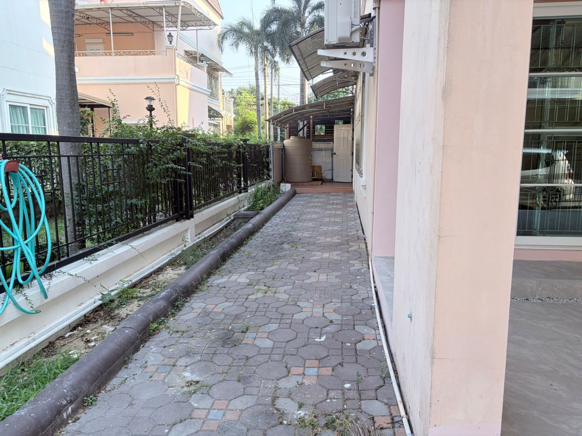 For RentTownhomeThaphra, Talat Phlu, Wutthakat : ⚡ For rent, 3-story townhome, Urban Sathorn, near MRT, size 37.60 sq m. ⚡