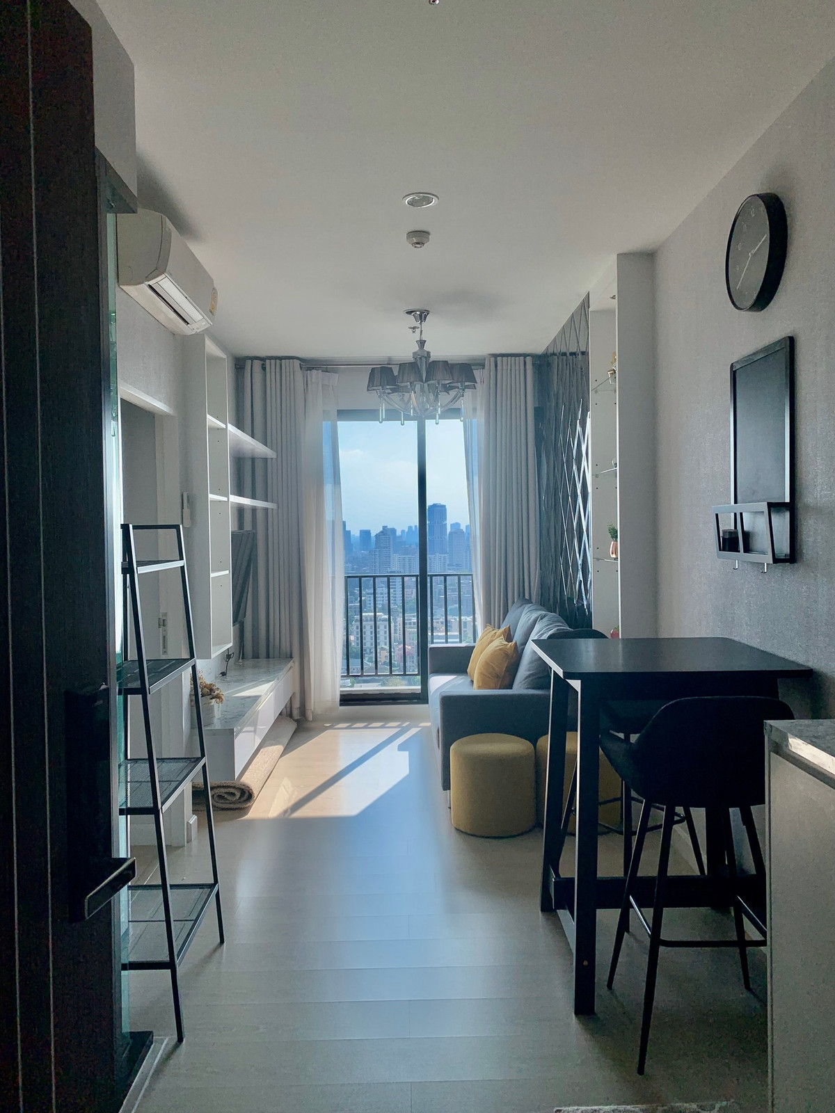 For RentCondoRama9, Petchburi, RCA : ✨ For rent, The Niche Pride Thonglor-Phetchaburi, near BTS Thonglor and MRT Phetchaburi, convenient travel, easy into the city. Close to lifestyle areas, restaurants and offices.