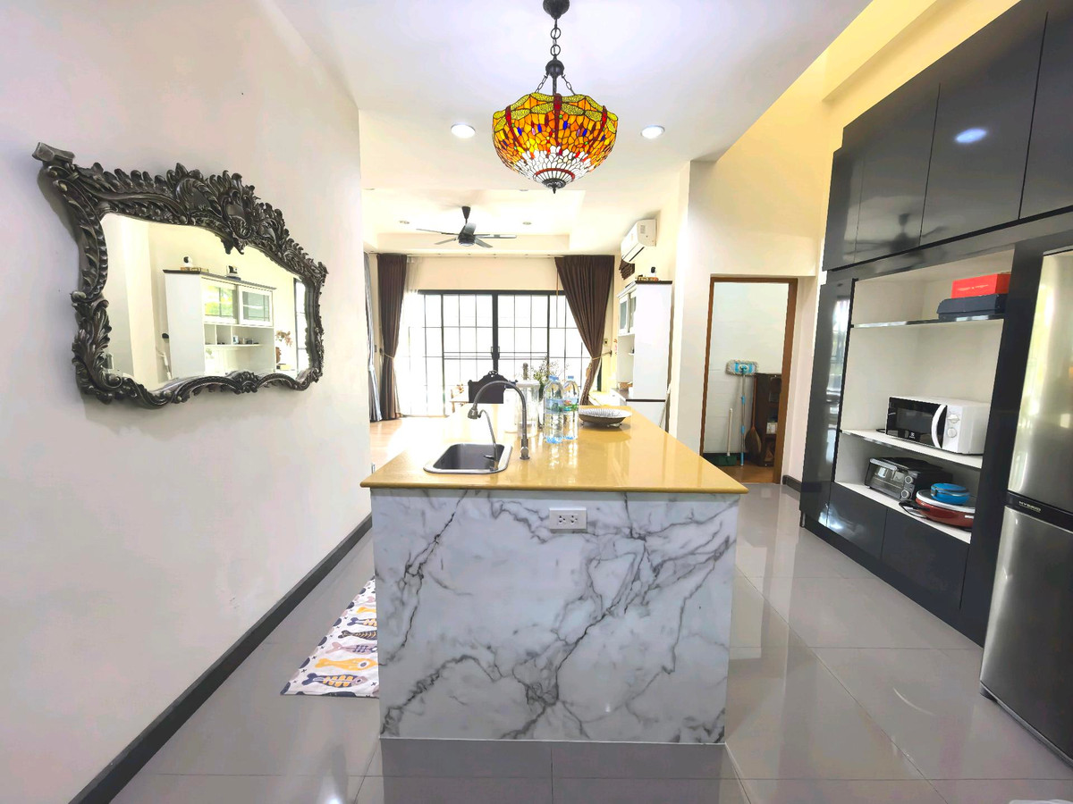 ขายบ้านบางแค เพชรเกษม : ขายบ้าน 2 ชั้น ม.เรืองอนันต์ เพชรเกษม 64 พร้อมที่ดินแปลงใหญ่  ที่ดิน 225 ตร.วา ใกล้สถานี MRTบางแค ใกล้ห้าง ตลาดสด