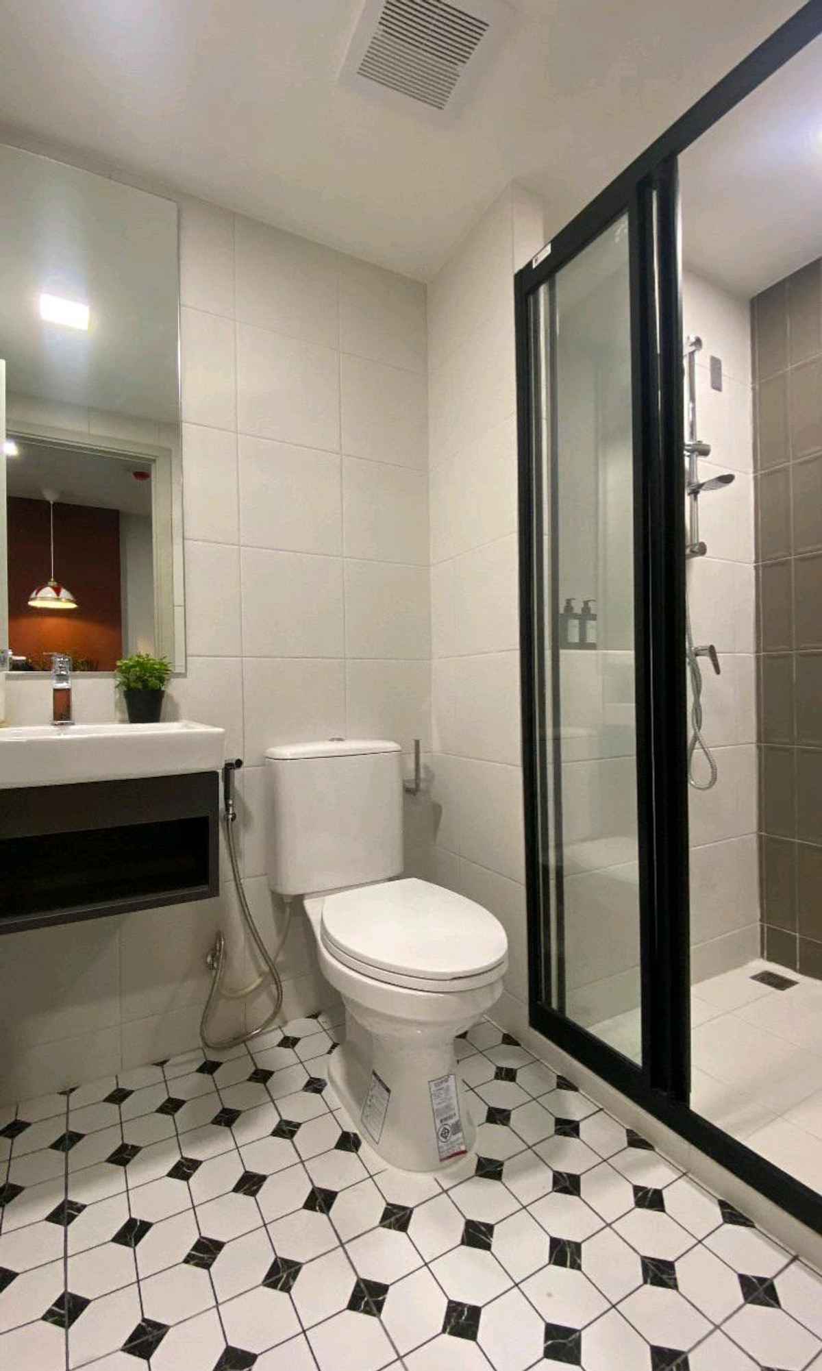 For SaleCondoPathum Thani,Rangsit, Thammasat : 📍 𝗞𝗔𝗩𝗘 𝗪𝗢𝗡𝗗𝗘𝗥𝗟𝗔𝗡𝗗 : Reserve a beautiful room location before anyone else. Reserve only 999฿ Condo allows pets 🐶🐱🐞 Easy installments only 4,900, special price 1.79 Delete🎪 Professional customer care Line:aee2702