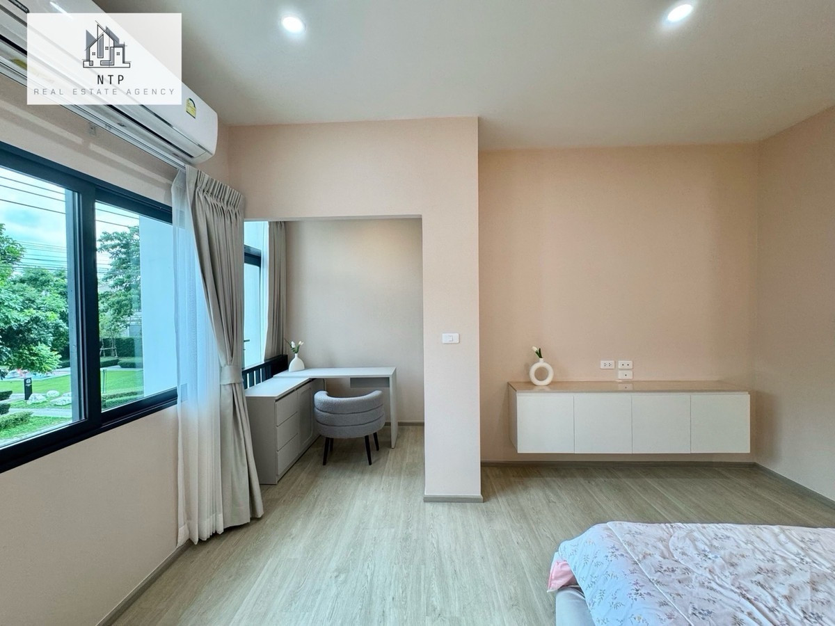 ให้เช่าทาวน์โฮมลาดกระบัง สุวรรณภูมิ : ให้เช่า| For rent Townhome 3 ชั้น 📍 𝐏𝐥𝐞𝐱 𝐎𝐧𝐧𝐮𝐭-𝐖𝐨𝐧𝐠𝐰𝐚𝐞𝐧 ใกล้เมกาบางนา เดินทางไปสุวรรณภูมิเพียง 10 นาที หน้าหมู่บ้านมี Community Mall 🏡🌲 