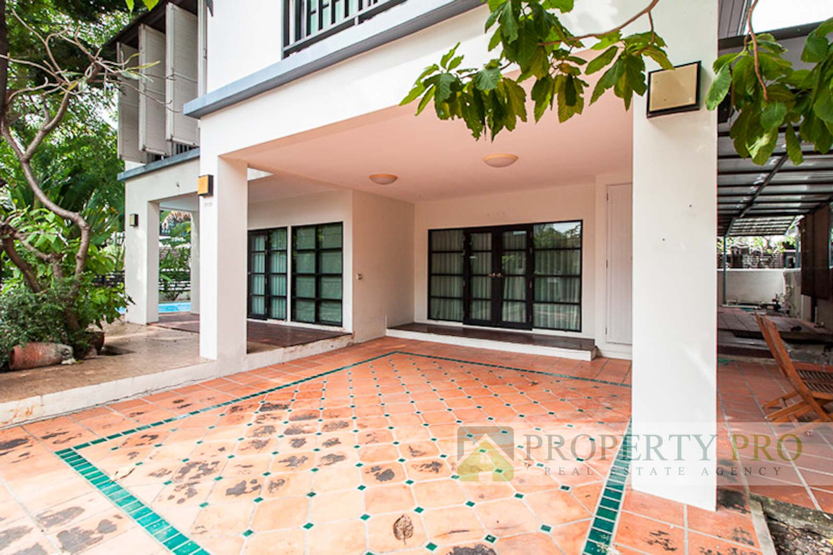 ขายบ้านเกษตร นวมินทร์ ลาดปลาเค้า : ขาย บ้าน ลัดดา ไท รีสอร์ท รามอินทรา 34 บ้านเดี่ยว 86 ตรว 200 ตรม 4 นอน 3 น้ำ หลังมุม พร้อมสระว่ายน้ำ  ใกล้ ประดิษฐ์มนูญธรรม มัยลาภ เกษตรนวมินทร์ วัชรพล ทางด่วน : SL26S-002