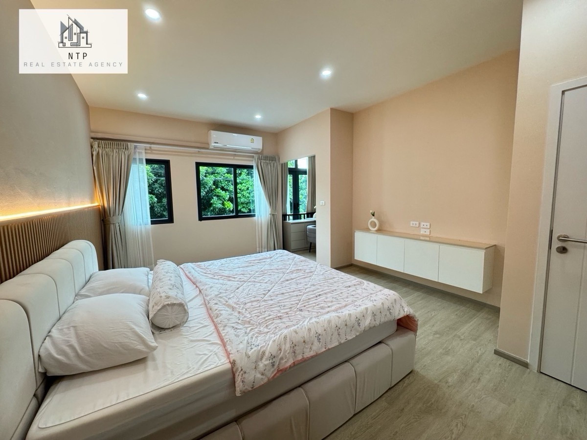 ให้เช่าทาวน์โฮมลาดกระบัง สุวรรณภูมิ : ให้เช่า| For rent Townhome 3 ชั้น 📍 𝐏𝐥𝐞𝐱 𝐎𝐧𝐧𝐮𝐭-𝐖𝐨𝐧𝐠𝐰𝐚𝐞𝐧 ใกล้เมกาบางนา เดินทางไปสุวรรณภูมิเพียง 10 นาที หน้าหมู่บ้านมี Community Mall 🏡🌲 