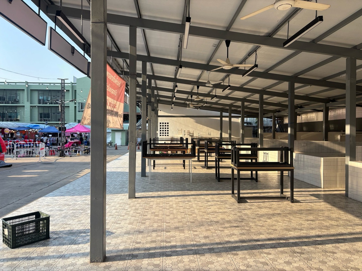 For RentRetail SpaceOnnut, Udomsuk : 🍜✨ Food selling space for rent. in the mall area In the heart of On Nut ✨🍜9000 baht/month, 1 year contract