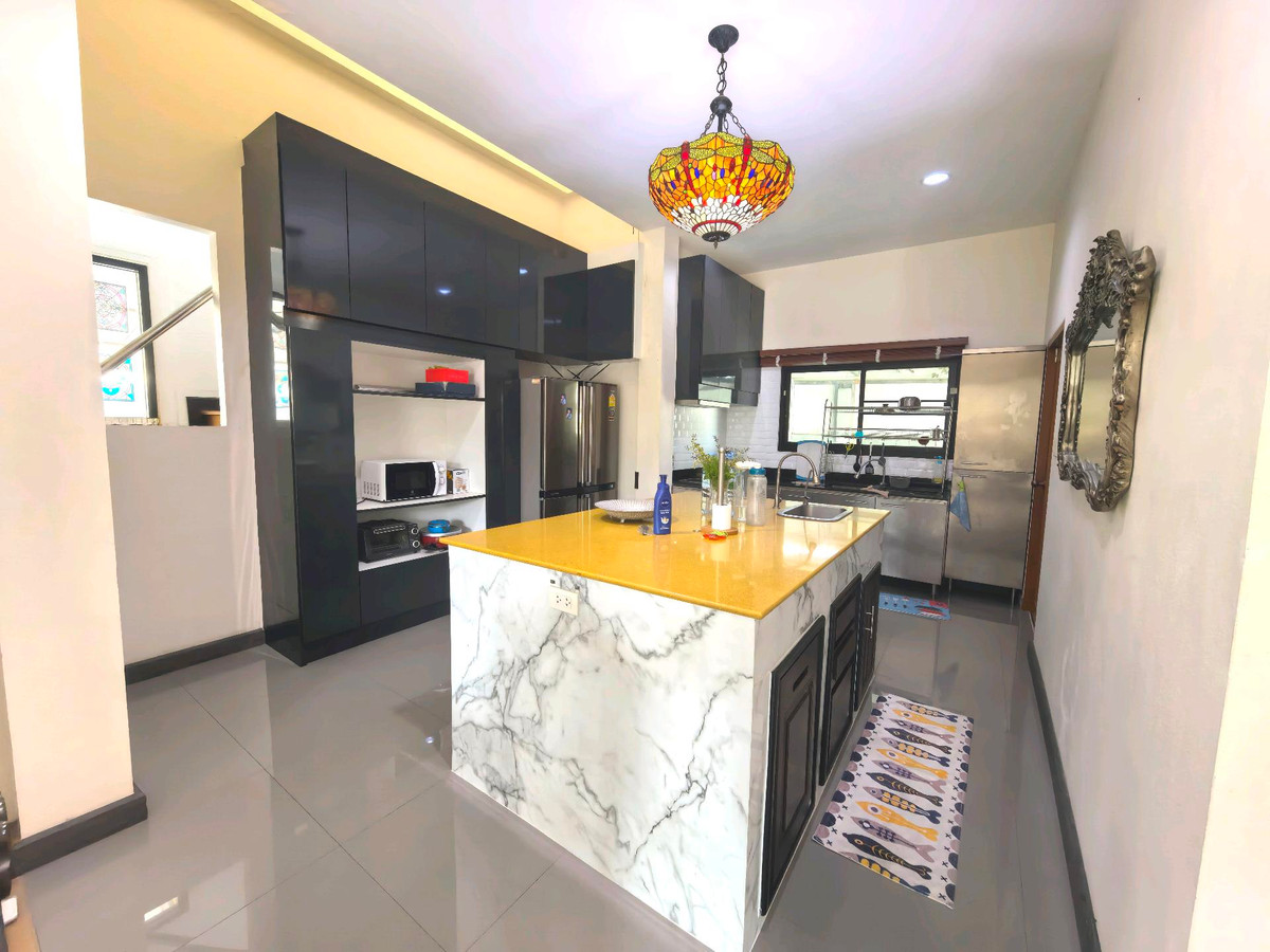 ขายบ้านบางแค เพชรเกษม : ขายบ้าน 2 ชั้น ม.เรืองอนันต์ เพชรเกษม 64 พร้อมที่ดินแปลงใหญ่  ที่ดิน 225 ตร.วา ใกล้สถานี MRTบางแค ใกล้ห้าง ตลาดสด