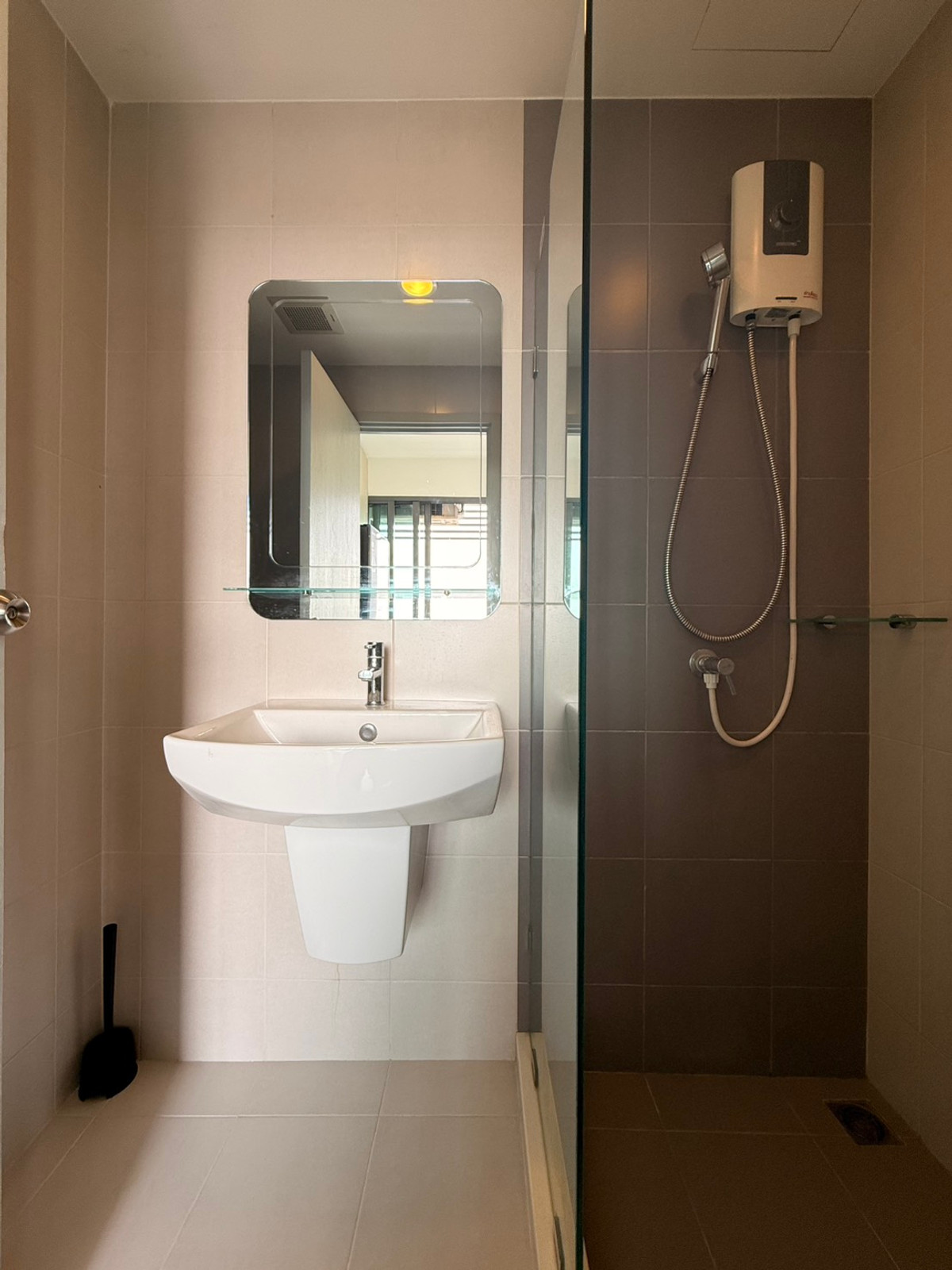 For RentCondoBangna, Bearing, Lasalle : “FOR RENT” IDEO Mobi Sukhumvit Eastgate  Ready to Move in!!