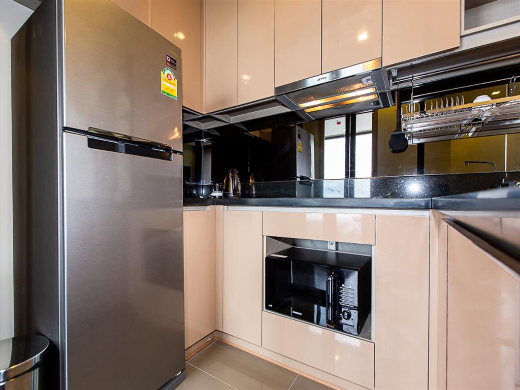 ขายคอนโดอ่อนนุช อุดมสุข : 🔥ขายด่วน+🔥เดอะ ไลน์ สุขุมวิท 71 ใกล้สถานีรถไฟฟ้า BTS พระโขนง เฟอร์นิเจอร์ครบ พร้อมเข้าอยู่