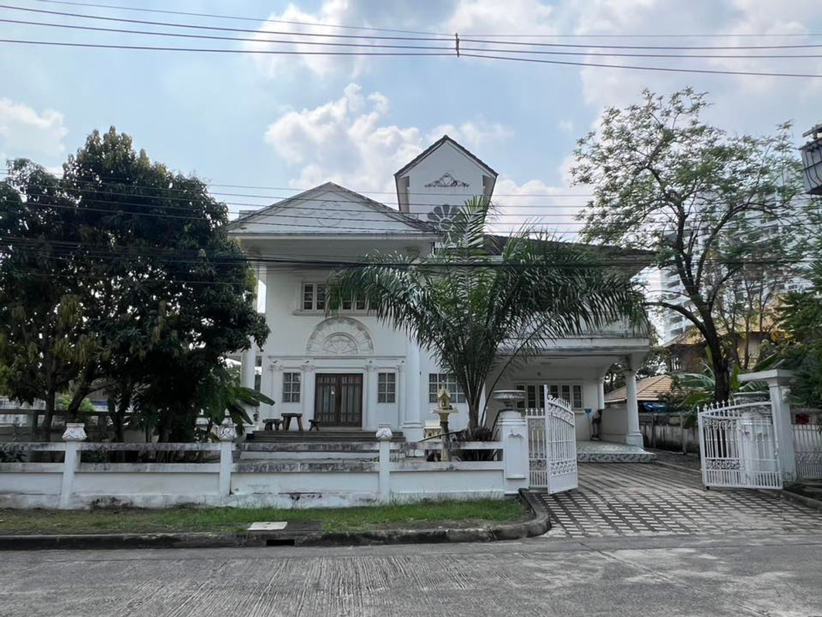 For RentHouseYothinpattana,CDC : For Rent ▶️ 5BR Luxury Mansion 650 SQ.M. on Main Ramindra Road & Next to Pink Line | Magmai Village Ramindra 103/3