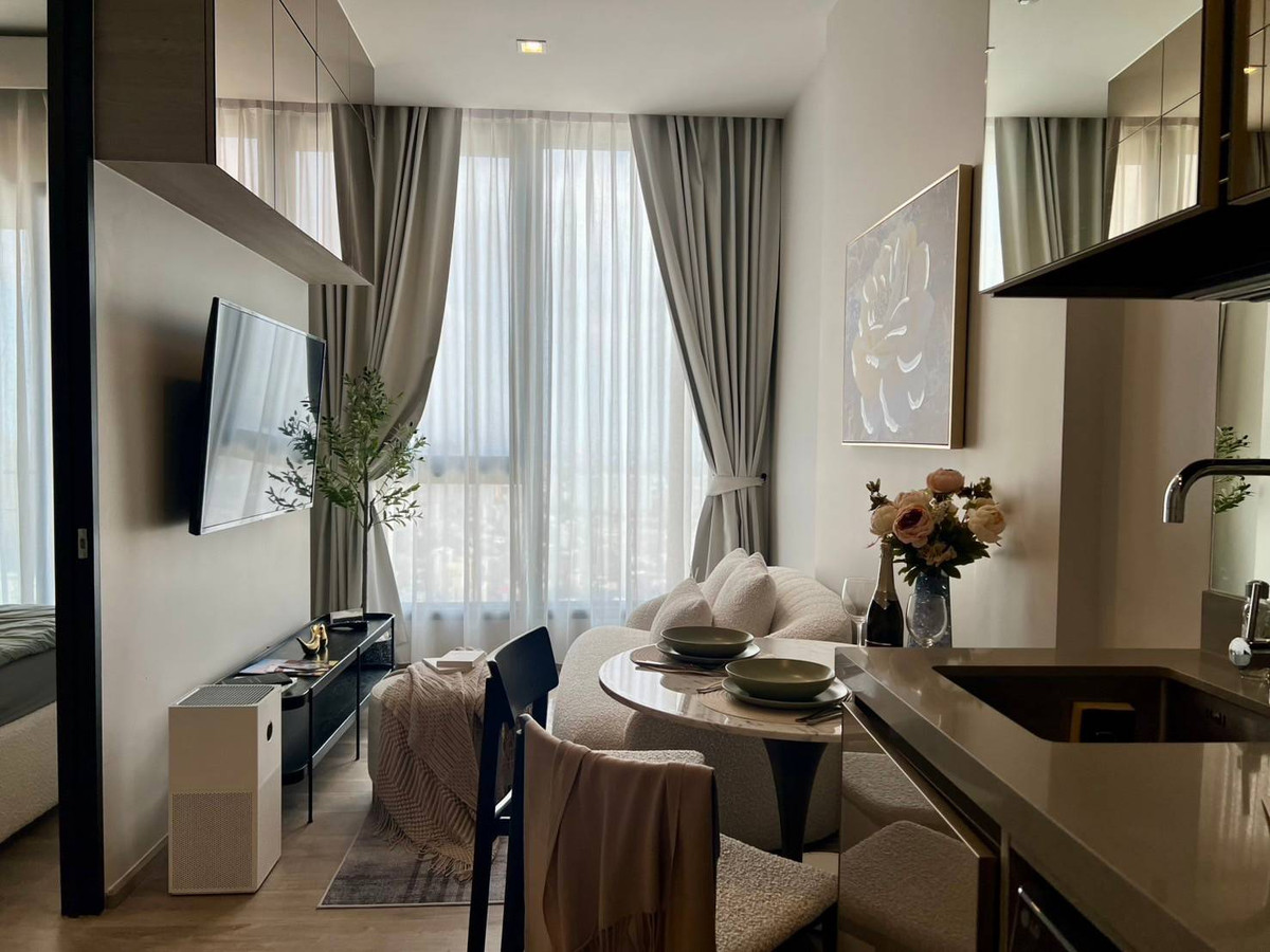 ให้เช่าคอนโดลาดพร้าว เซ็นทรัลลาดพร้าว : ว่างพร้อมเช่า เดอะเครส ปาร์ค เรสซิเดนซ์ 1 ห้องนอน แต่งครบ พร้อมเข้าอยู่  ฟรี wifi และแม่บ้าน