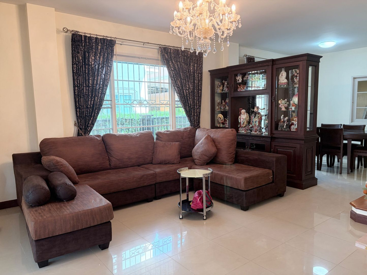 For RentTownhomeThaphra, Talat Phlu, Wutthakat : ⚡ For rent, 3-story townhome, Urban Sathorn, near MRT, size 37.60 sq m. ⚡