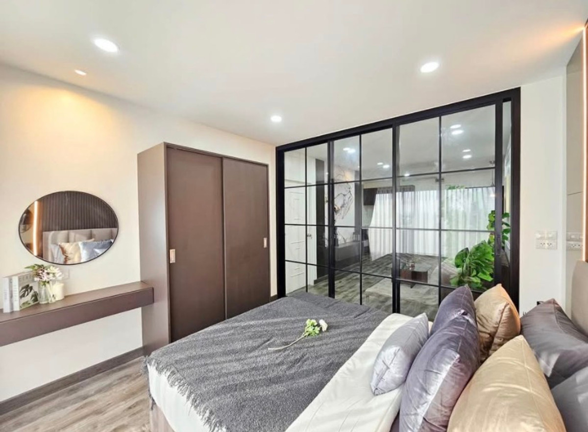 ขายคอนโดพัฒนาการ ศรีนครินทร์ : The Trio Garden / 2 Bedrooms (FOR SALE), เดอะ ทรีโอ การ์เดน / 2 ห้องนอน (ขาย) NONT078