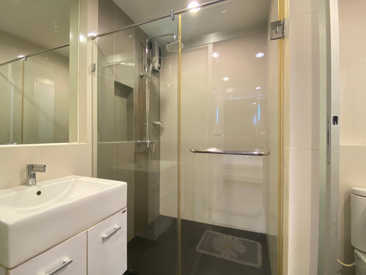 For RentCondoSathorn, Narathiwat : 🔥 สำหรับเช่า !! ห้องหายาก !! 🔥 Code C20240400103.........Rhythm Sathorn - Narathiwas, 2 ห้องนอน, 2 ห้องน้ำ, แต่งครบ, พร้อมเข้าอยู่ 📣📣