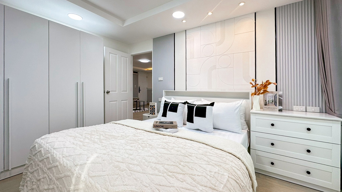 ขายคอนโดรัชดา ห้วยขวาง : โครงการ Happy Condo Rachada 18  เพียง 5 ถึง MRT ห้วยขวาง  ❣️ 2 ห้องนอน 2 ห้องนั่งเล่น